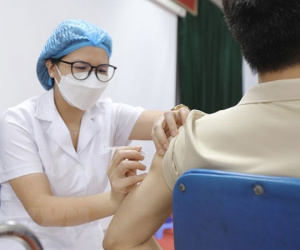Ngày 21/5: Ghi nhận 979 ca mắc mới COVID-19, một bệnh nhân tử vong