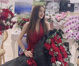 Bà xã Trường Giang gầy gò trơ xương ức giữa lúc đang mang bầu lần 2, người hâm mộ lo lắng