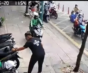 Đu trend TikTok giữa đường, nam thanh niên nhận ngay cái kết đắng