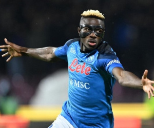 Tiền đạo Napoli từ chối sang Premier League để tới Bayern vì... bạn gái