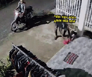 Đi trộm dép nhưng gặp trúng màu mình ghét, thanh niên có hành động khiến ai nấy cũng bất ngờ