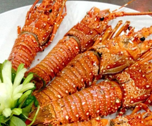 Nhớ kỹ những điều sau khi ăn hải sản vào mùa hè để tránh ngộ độc, thậm chí tử vong