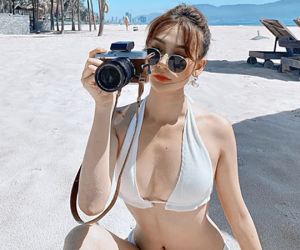 Vừa công khai, bạn gái Văn Thanh khoe body nóng hơn mùa hè