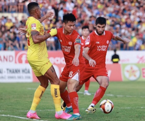 Viettel FC thua ngược Thanh Hóa trong 15 phút cuối