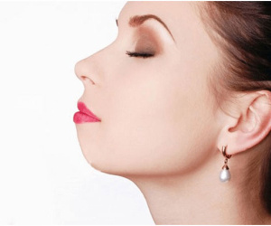 Nhìn dáng cằm, phán tính người, luận số phận: Người cằm chẻ có thực sự may mắn?