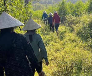 Nam sinh lớp 9 mất tích, cả trăm người đi tìm kiếm