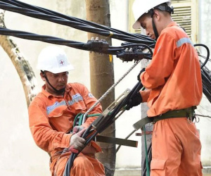 Lịch cắt điện Hà Nội ngày mai 2/6: Nắng nóng gay gắt với mức nhiệt lên đến 39 độ, nhiều khu phố mất điện từ sáng sớm