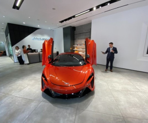 Siêu xe hybrid đầu tiên của McLaren có mặt tại Việt Nam, giá tới 20 tỉ đồng
