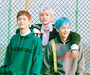Baekhyun, Xiumin và Chen (EXO) khởi kiện yêu cầu SM Entertainment chấm dứt 'hợp đồng nô lệ'