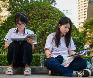 Hơn 6.000 sĩ tử bắt đầu tranh suất vào trường chuyên 'nóng' nhất nhì Hà Nội