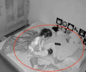 Bác sĩ nói gì về hành vi rung lắc bé sơ sinh 1 tháng tuổi của bảo mẫu?