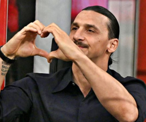 Ibrahimovic bật khóc nói câu giã từ bóng đá