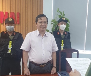 Nguyên Hiệu trưởng Trường Đại học Đồng Nai, ông Trần Minh Hùng bị bắt tạm giam