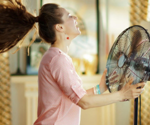 Cho điều hòa, quạt điện phả thẳng vào mặt: Thói quen cần bỏ ngay
