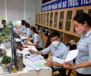Tiếp tục đóng BHXH 20 năm, người lao động không chờ được