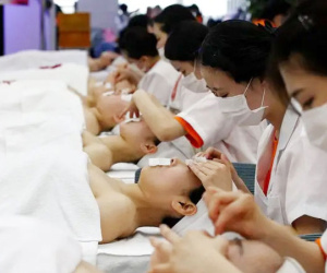 Phụ nữ Hàn Quốc mạo hiểm để thoát khỏi nghĩa vụ làm đẹp
