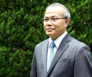 Buộc thôi việc nguyên Đại sứ Vũ Hồng Nam