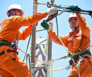 Thiếu điện do thừa... thủ tục, đáng ra Việt Nam đã dư điện để xuất khẩu
