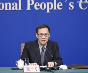 'Đổi quyền lấy tình', quan tham Trung Quốc mất tất cả