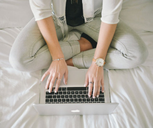 Một kiểu ngồi giúp tăng tuổi thọ, giảm bệnh tật mà người Việt xưa hay áp dụng