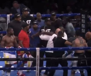 Video: Floyd Mayweather ẩu đả với cháu trùm mafia khét tiếng