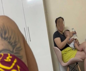 Phát hiện chồng đi chơi nhưng lại tháo nhẫn cưới, vợ mách với mẹ chồng và cái kết