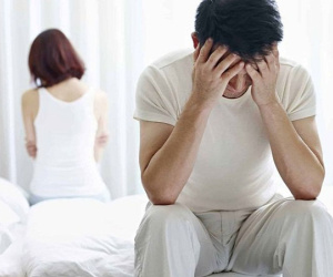 Quý ông từ độ tuổi nào dễ bị bệnh 'trên bảo dưới không nghe'