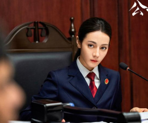 Phim mới chạm đáy rating, Địch Lệ Nhiệt Ba bị mắng lươn lẹo, diễn xuất có hạn nhưng cứ thích đổ thừa