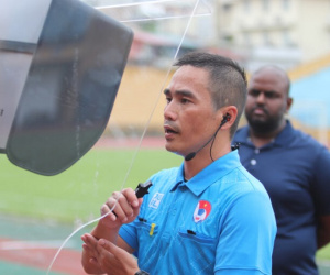 Trọng tài Việt Nam thực hành VAR, chuẩn bị áp dụng ở V-League