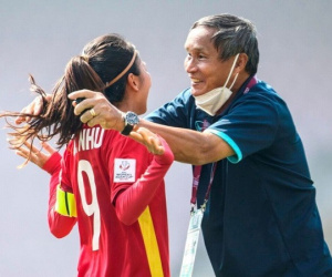 HLV ĐT Việt Nam báo tin không thể vui hơn trước thềm World Cup