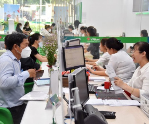 Lãi suất đã giảm, chờ tín dụng khởi sắc