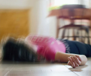 Người trẻ thường bị ngất đột ngột vào mùa hè, bác sĩ chỉ ra nguyên nhân