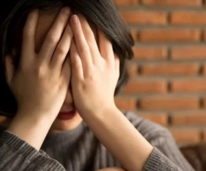 Nhìn mái đầu trọc của chồng, tôi bật khóc trong hạnh phúc và đau đớn