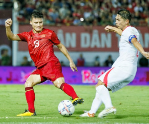 Khởi đầu nan của ông Troussier