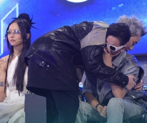 Giám khảo Rap Việt khóc không ngừng trên sóng truyền hình