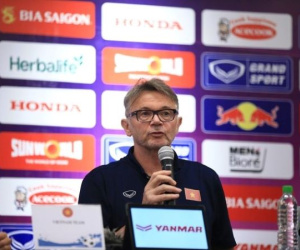 HLV Troussier úp mở khả năng sử dụng bộ ba Công Phượng, Quang Hải, Văn Toàn đấu Syria