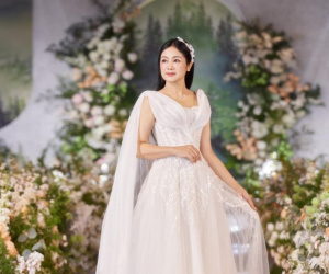 NSND Thu Hà diện váy cưới ở tuổi 54