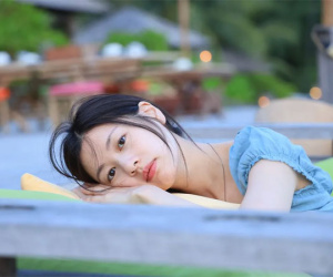 'Nàng thơ cổ trang' Jung So Min tung ảnh du lịch Nha Trang đẹp như cảnh phim