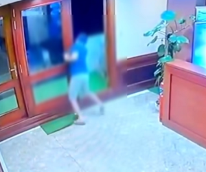 Loạng choạng sau điếu thuốc lào, du khách rơi xuống biển tử vong