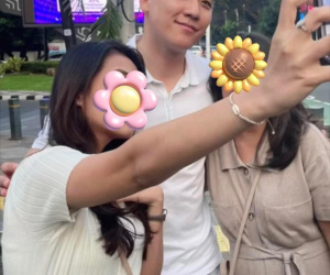Sau khi ra tù, Seungri gây tranh cãi khi chụp ảnh cùng fan, diện mạo nam ca sĩ gây chú ý