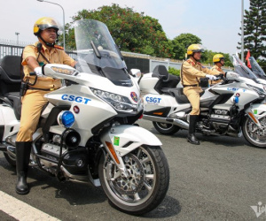 Sức mạnh đáng nể của dàn mô tô Honda Goldwing 2023 dẫn đoàn CSGT