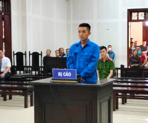 Dùng súng tự chế bắn hàng xóm, nam thanh niên lãnh án 11 năm tù