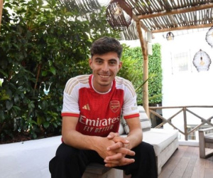 Arsenal chính thức kích nổ ‘bom tấn’ đầu tiên