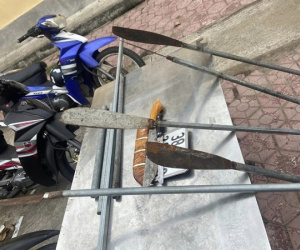 Mang dao, rựa để... ra oai, nhóm thanh thiếu niên bị triệu tập