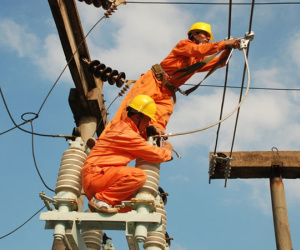 Lịch cắt điện Hà Nội ngày mai 2/7: Chủ Nhật nhiệt độ tăng cao, quận, huyện nào của Thủ đô nằm trong kế hoạch ngừng cung cấp điện?