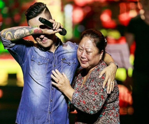 Người phụ nữ sẵn sàng bán nhà 'cứu' ca sĩ Tuấn Hưng khi kinh tế kiệt quệ là ai?