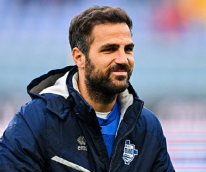 Cesc Fabregas giải nghệ, trở thành HLV ở tuổi 36