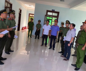 Bắt tạm giam giám đốc Ban quản lý Rừng phòng hộ Hương Thủy