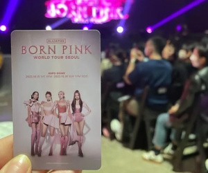 Cầu cứu dân mạng săn vé BlackPink cho con