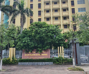 Bắt 4 cán bộ Sở TN&MT Quảng Bình đánh bạc tại nhà hàng